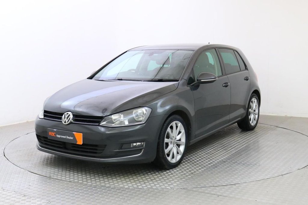USED 2015 65 VOLKSWAGEN GOLF 1.6 GT TDI BLUEMOTION TECHNOLOGY 5d  