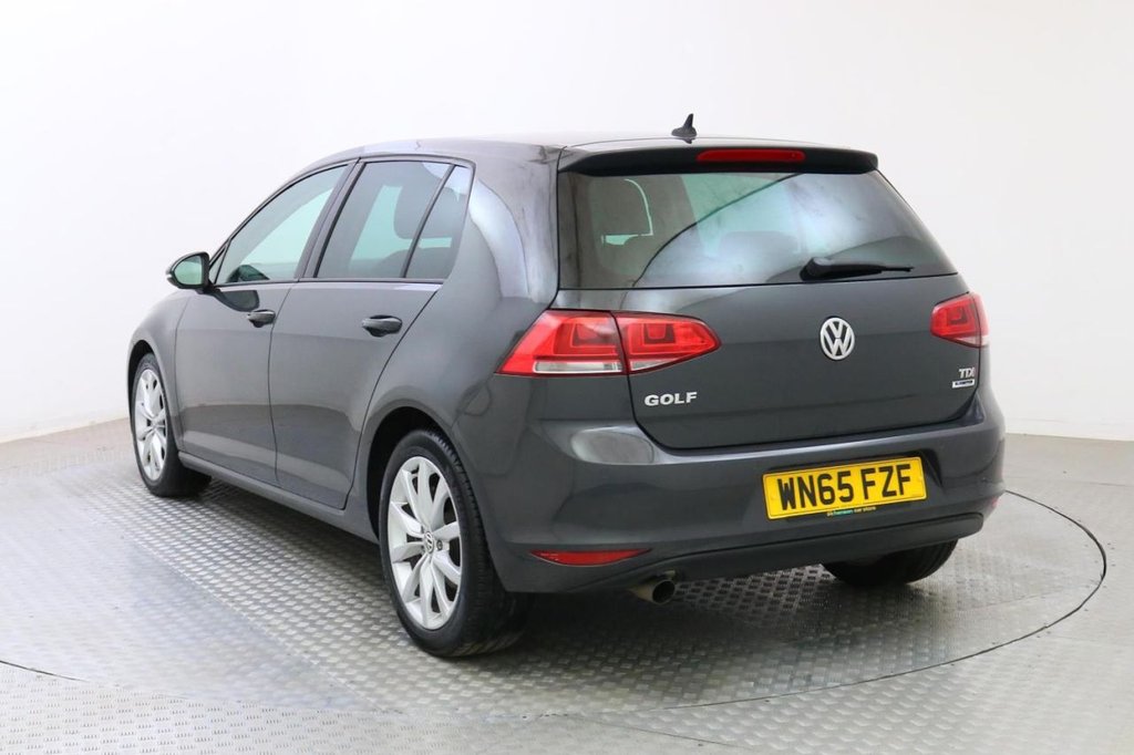 USED 2015 65 VOLKSWAGEN GOLF 1.6 GT TDI BLUEMOTION TECHNOLOGY 5d  