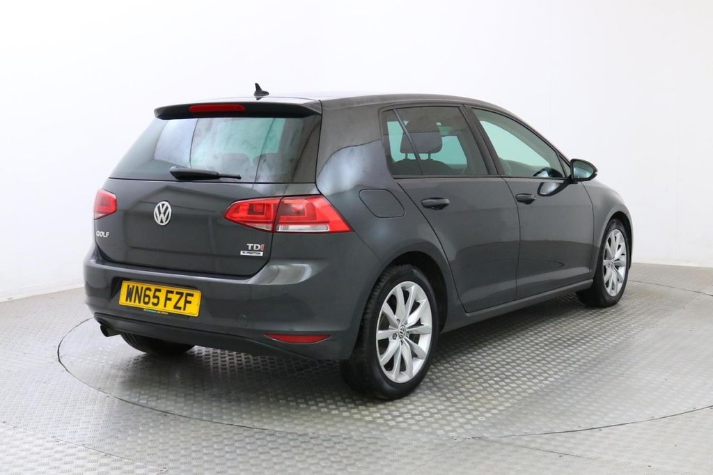 USED 2015 65 VOLKSWAGEN GOLF 1.6 GT TDI BLUEMOTION TECHNOLOGY 5d  
