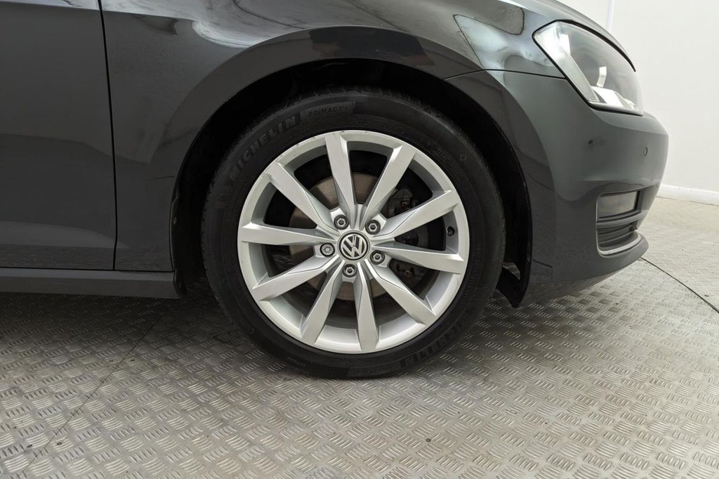 USED 2015 65 VOLKSWAGEN GOLF 1.6 GT TDI BLUEMOTION TECHNOLOGY 5d  