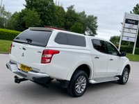 USED 2019 19 MITSUBISHI L200 2.4 DI-D 4WD WARRIOR DCB 178 BHP ** NO VAT * *  SAT NAV ** LOW MILES