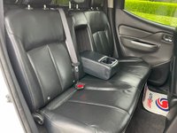 USED 2019 19 MITSUBISHI L200 2.4 DI-D 4WD WARRIOR DCB 178 BHP ** NO VAT * *  SAT NAV ** LOW MILES