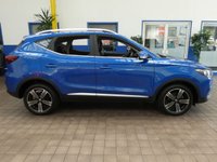 USED 2019 19 MG MG ZS 1.5 EXCLUSIVE 5d 105 BHP SAT NAV LEATHER CAMERA PARKING SENSORS 1 OWNER EXCELLENT SERVICE HISTORY 6 MONTHS GOLD WARRANTY