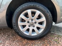 USED 2012 12 VOLKSWAGEN TOURAN 1.6 S TDI 5d 106 BHP 7 SEATS +   CLIMATE CONTROL +   15 INCH ALLOY WHEELS + AUX + USB +