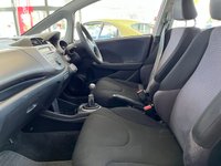 USED 2010 10 HONDA JAZZ 1.2 I-VTEC SE 5d 89 BHP 