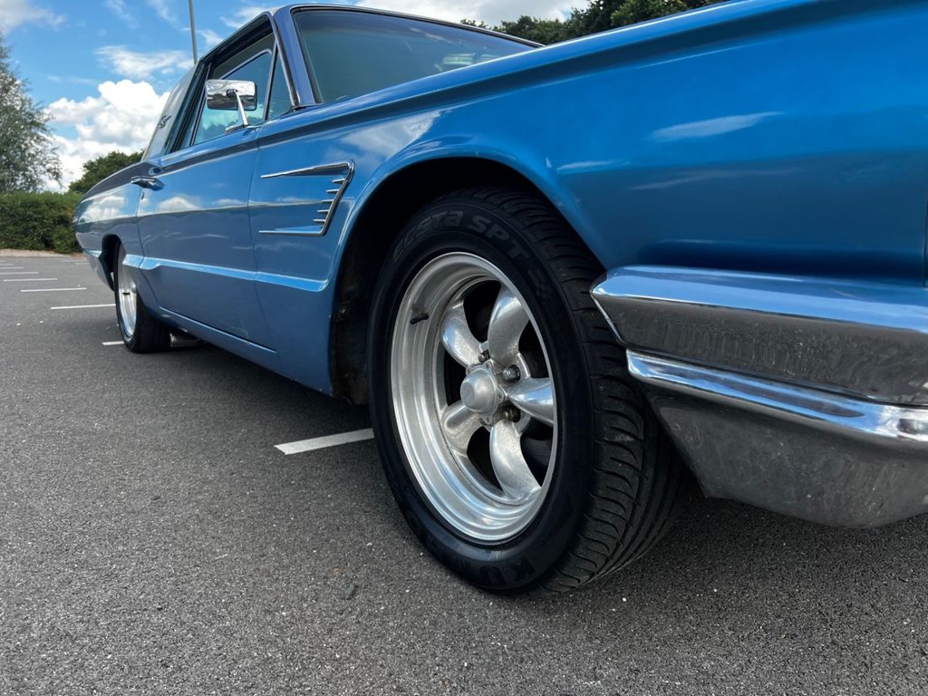 USED 1965 FORD THUNDERBIRD V8 6.4 390ci // 4th Gen // Px swap 