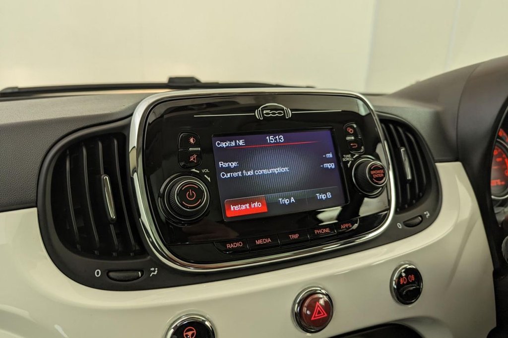 USED 2017 17 FIAT 500 1.2 LOUNGE 3d  