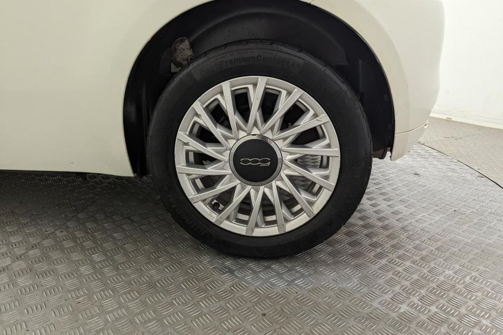 USED 2017 17 FIAT 500 1.2 LOUNGE 3d  