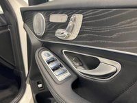 USED 2017 17 MERCEDES-BENZ GLC-CLASS 2.1 GLC 250 D 4MATIC AMG LINE PREMIUM PLUS 5d 201 BHP Striking High Gloss Polar White, Full Black Leather, Panoramic Electric Glass Slide Roof, 20" AMG Alloy Wheels