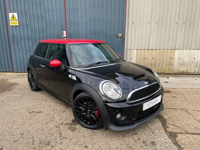 2012 12 MINI Hatch John Cooper Works 1.6 JOHN COOPER WORKS 3d 211 BHP