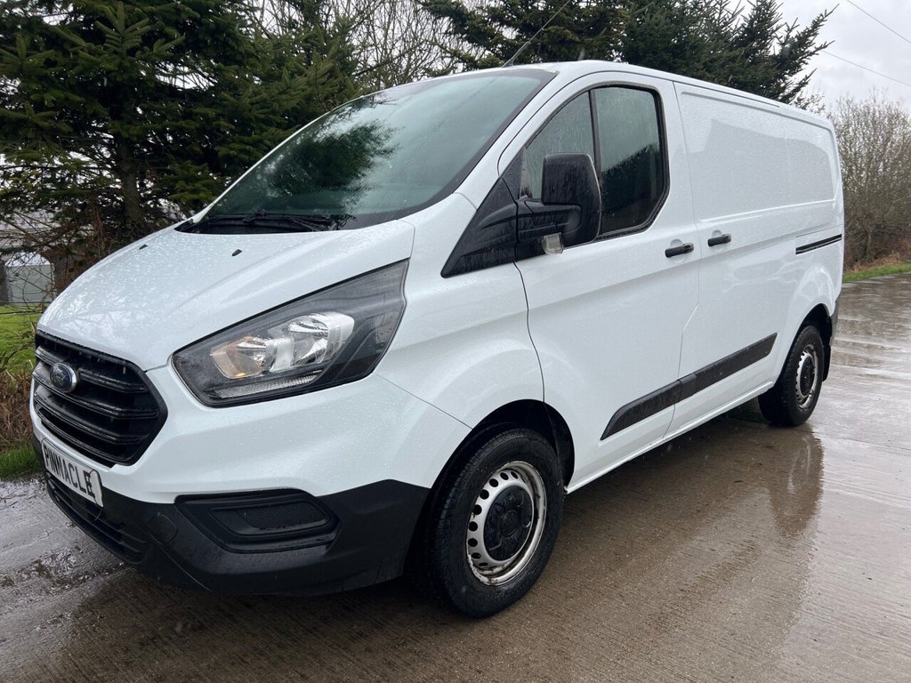 ford transit custom 300 base