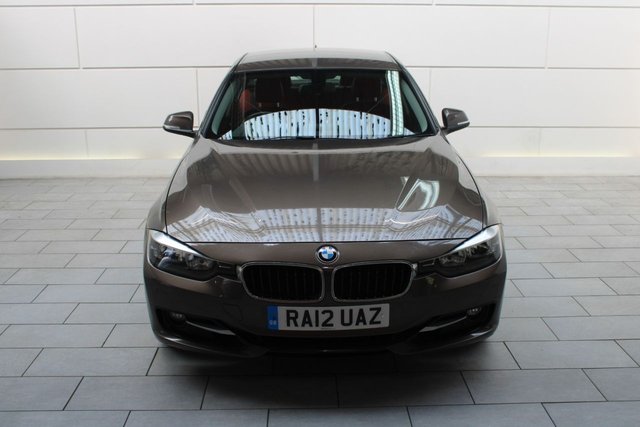 2014 BMW 3 SERIES - Photo 2