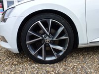 USED 2017 17 SKODA SUPERB 2.0 SPORTLINE TDI 5d 148 BHP www.suffolkcarcentre.co.uk - Located at Reydon