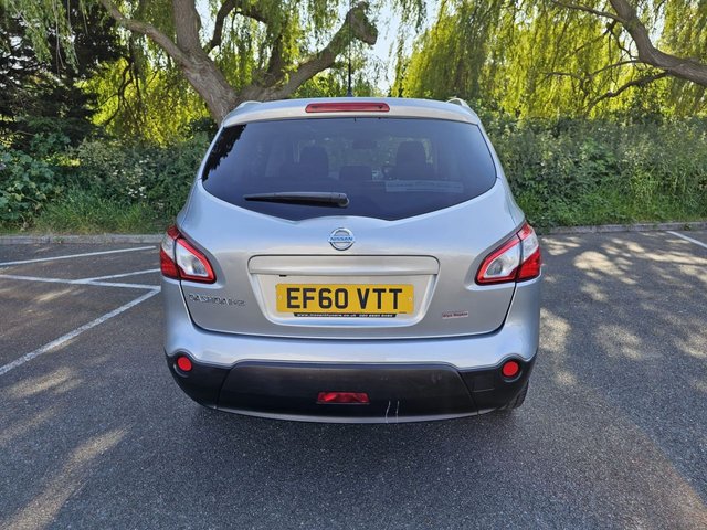 View our NISSAN QASHQAI+2