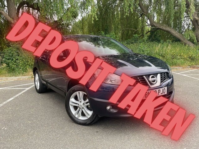 2012 62 NISSAN QASHQAI 1.6 ACENTA 5d 117 BHP 8 SERVICE STAMPS IN THE BOOK - LOTS OF PAPERWORK TO HAND.