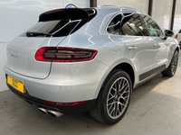 USED 2015 15 PORSCHE MACAN 3.0 TD V6 S SUV 5dr Diesel PDK 4WD Euro 6 (s/s) (258 ps) Pan Roof, &pound;23k Extras, Sat Nav