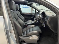 USED 2015 15 PORSCHE MACAN 3.0 TD V6 S SUV 5dr Diesel PDK 4WD Euro 6 (s/s) (258 ps) Pan Roof, &pound;23k Extras, Sat Nav