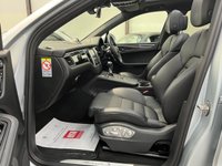 USED 2015 15 PORSCHE MACAN 3.0 TD V6 S SUV 5dr Diesel PDK 4WD Euro 6 (s/s) (258 ps) Pan Roof, &pound;23k Extras, Sat Nav