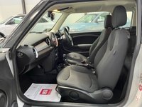 USED 2013 63 MINI CLUBMAN 2.0 Cooper D Estate 5dr Diesel Auto Euro 5 (112 ps) DAB, Rear Sensors, Air Con