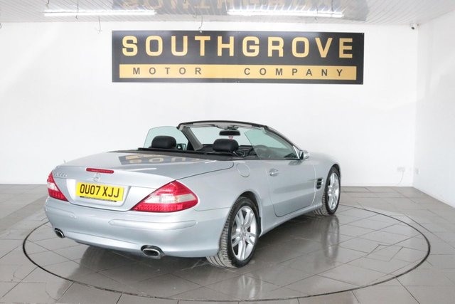 2007 MERCEDES-BENZ SL 3.5 SL350 2d 272 BHP - Photo 9