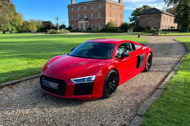 View our AUDI R8