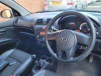 USED 2010 10 KIA PICANTO 1.0 1 5d 61 BHP 