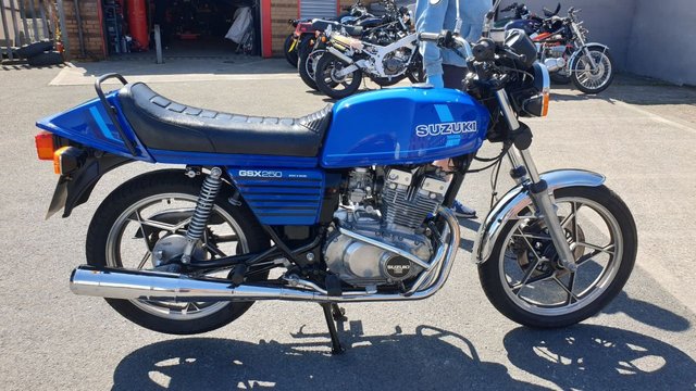 1981 X Suzuki Gsx 250 Roadster Retro Classic