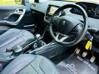 USED 2016 16 PEUGEOT 2008 1.6 BLUE HDI S/S FELINE MISTRAL 5d 120 BHP &pound;0 ROAD TAX PANORAMIC SUNROOF SATELLITE NAVIGATION