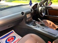 USED 2013 13 MAZDA MX-5 1.8 I VENTURE EDITION 2d 125 BHP 2013 'LIMITED EDITION' MAZDA MX-5 1.8 VENTURE - CONVERTIBLE - MANUAL - TAN LEATHER & ROOF - TOM TOM NAVIGATION - 17 INCH ALLOY WHEELS - SOME SERVICE HISTORY