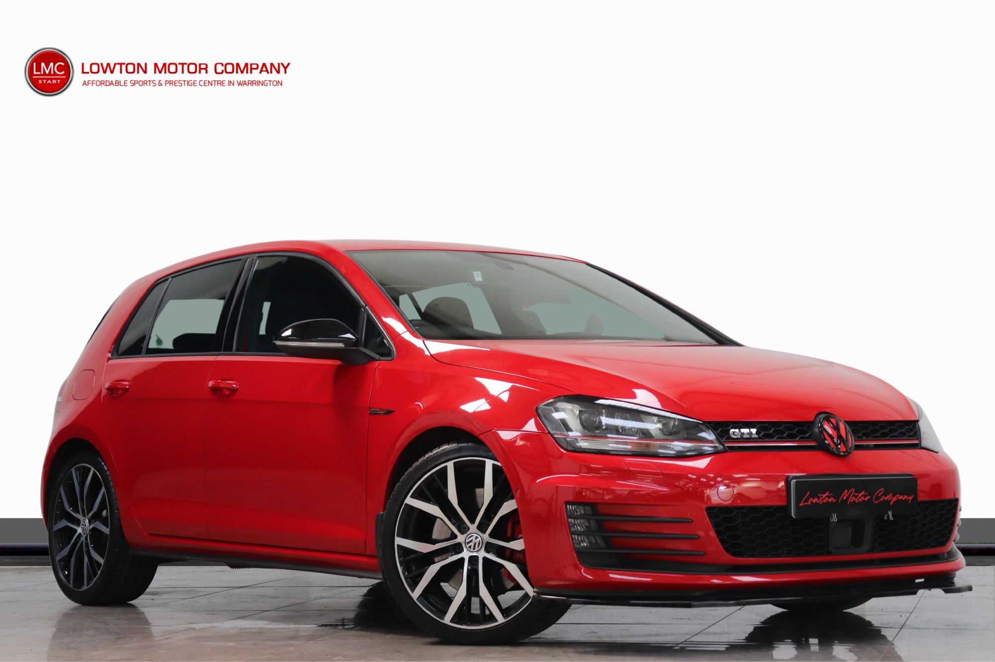 2014 Volkswagen Golf GTI Performance DSg £17,810