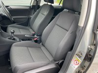 USED 2010 59 VOLKSWAGEN GOLF 1.6 S TDI 5d 89 BHP LOW &pound;35 TAX 70+MPG