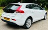 USED 2015 15 VOLVO V40 1.6 D2 SE LUX NAV 5d 113 BHP 
