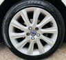 USED 2015 15 VOLVO V40 1.6 D2 SE LUX NAV 5d 113 BHP 