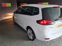 USED 2015 65 VAUXHALL ZAFIRA TOURER 1.4 SRI 5d 138 BHP MPV