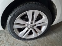 USED 2015 65 VAUXHALL ZAFIRA TOURER 1.4 SRI 5d 138 BHP MPV
