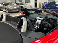 USED 2014 14 JAGUAR F-TYPE 3.0 V6 2d 340 BHP 