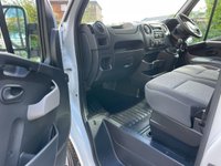 USED 2018 68 RENAULT MASTER 2.3 MM33 BUSINESS PLUS ENERGY DCI 110 BHP Fully Documented Service History