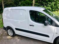 USED 2015 65 CITROEN BERLINGO 1.6 625 ENTERPRISE L1 HDI 5d 74 BHP ONLY 1 OWNER WITH EXCELLENT SERVICE HISTORY//BLUETOOTH /DAB //REAR PARK SENSORS // JUST SERVICED WITH NEW CAMBELT AND WATERPUMP 74 BHP ONLY 1 OWNER WITH EXCELLENT SERVICE HISTORY//BLUETOOTH /DAB //REAR PARK SENSORS // JUST SERVICED WITH NEW CAM BELT AND WATER PUMP