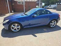 USED 2005 54 MERCEDES-BENZ SLK 3.5 SLK350 2d 269 BHP Convertible