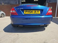 USED 2005 54 MERCEDES-BENZ SLK 3.5 SLK350 2d 269 BHP Convertible