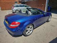 USED 2005 54 MERCEDES-BENZ SLK 3.5 SLK350 2d 269 BHP Convertible