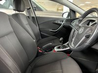 USED 2014 14 VAUXHALL ASTRA 2.0 SRI CDTI S/S 5d 163 BHP SAT NAV - BLUETOOTH - USB PORT - 19" ALLOY WHEELS