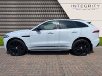 USED 2016 16 JAGUAR F-PACE 3.0 V6 S AWD 5d 296 BHP &pound;4500 IN FACTOYR OPTIONS - PANORAMIC SUNROOF - 22" ALLOY WHEELS - BLACK PACK