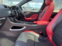 USED 2016 16 JAGUAR F-PACE 3.0 V6 S AWD 5d 296 BHP &pound;4500 IN FACTOYR OPTIONS - PANORAMIC SUNROOF - 22" ALLOY WHEELS - BLACK PACK