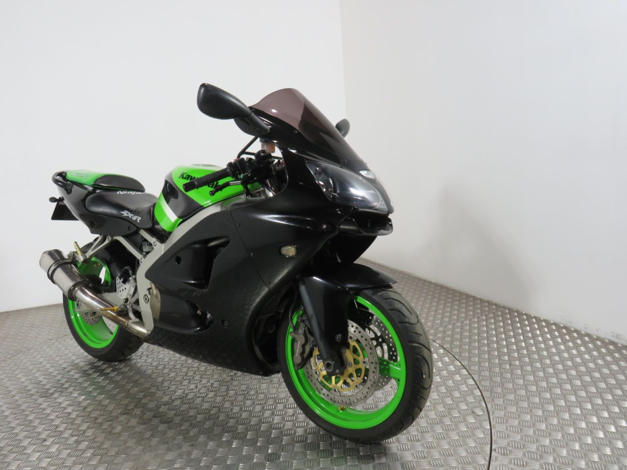グリーン GREEN WHITE – KAWASAKI ZX7R 1996 – 2003 – AuMotorFairing