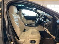 USED 2017 61 JAGUAR XJ 3.0 D V6 R-SPORT 4d 296 BHP 
