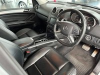 USED 2009 59 MERCEDES-BENZ M-CLASS 6.2 ML63 AMG 4MATIC 5d 503 BHP POWER ROOF - NAPPA VENTILATED FRONT SEATS - HEATED REAR SEATS