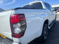 USED 2020 20 MITSUBISHI L200 2.3 DI-D BARBARIAN DCB 148 BHP ONLY 1 OWNER FROM NEW+NEW MODEL+EURO 6 AND ULEZ COMPLIANT+NO VAT+LOW MILEAGE+SERVICE HISTORY+NO VAT+FULL LEATHER INTERIOR+SIDE STEPS+REAR PARK ASSIST CAMERA+REAR LOAD LINER+TOW BAR+AIR CONDITIONING+ALLOY WHEELS+THIS TRUCK IS READY TO DRIVE AWAY TODAY+NO VAT+FINANCE AND EXTENDED WARRANTY AVAILABLE ON THIS USED VEHICLE!!!!!!!!
