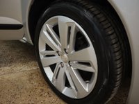 USED 2017 66 PEUGEOT 3008 1.6 BLUE HDI S/S ALLURE 5d 120 BHP LOW MILES GREAT SERVICE HISTORY AND SPECIFICATION