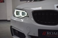 USED 2017 17 BMW 2 SERIES 2.0 220I M SPORT 2d 181 BHP SUNROOF / H&K / GENUINE CARBON